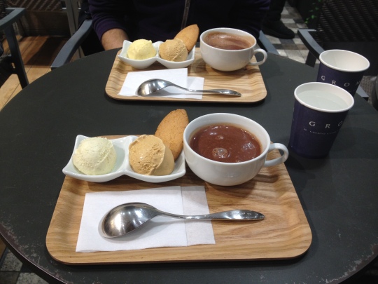 I had vanilla and salted caramel :) The hot chocolate tasted like pure melted chocolate and spooing a mouthful of that with ice cream in was amazing. Grom rocks!